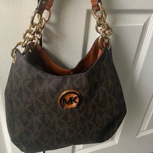 Miachel Kors purse